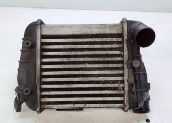 CHŁODNICA INTERCOOLER LEWY AUDI A4 B7 3.0 TDI 8E0145805R