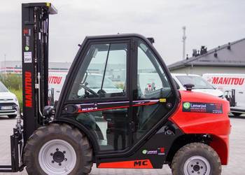 Wózek widłowy terenowy Manitou MC 30-4 D