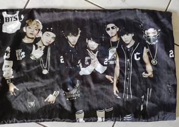 BTS Bangtan Boys jasiek poduszka poszewka poszwa pościel