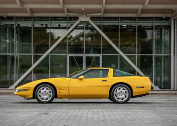 CHEVROLET CORVETTE 1993 Competition Yellow