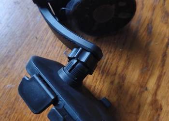 Uchwyt samochodowy nowy rózne możliwosci ustawienia.