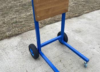 Stojak-wózek pod silnik zaburtowy