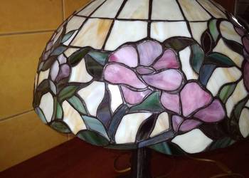 Lampa witrażowa Tiffaniego