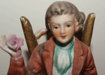 figurka porcelana chłopiec, 18