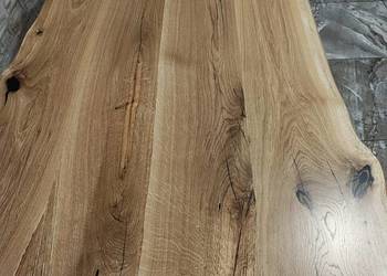 Stół dębowy 200 cm z dodatkiem żywicy