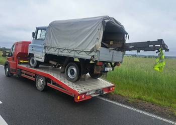 Auto laweta transport pomoc drogowa