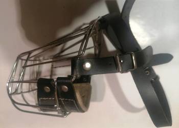 kaganiec metalowy dla psa regulowany