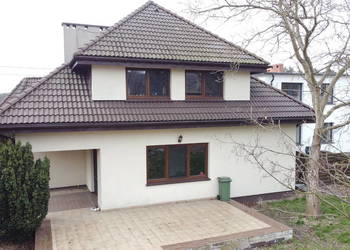 SYNDYK SPRZEDA 1/2 DOMU W SACZYNIE