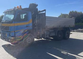 Volvo FM 3-stronna wywrotka z HDS HIAB 125 zarejestrowany jako specjalny