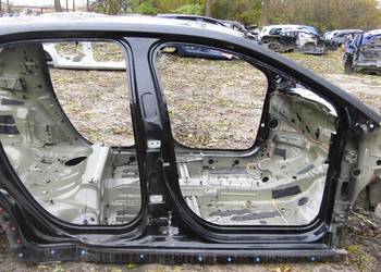 PRÓG SŁUPEK PRAWY BOK KTVD CITROEN C3 III