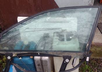 audi a4 b7 szyba lewy przód,