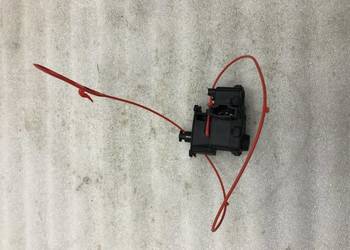 SILNICZEK KLAPKI PALIWA AUDI A5 8T 8K0862153D