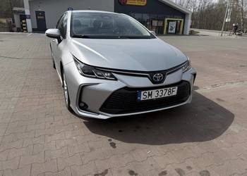 Toyota corolla e21 sedan hybryda / Polski salon