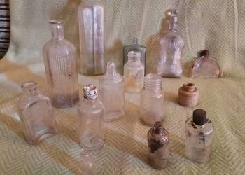 Unikatowy Zestaw Apteczny , Perfumowy , Piwny - Vintage .
