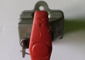 Włącznik prądu, masy 12/24 V