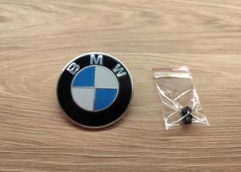 Emblemat Naklejka Logo klapa maska 51 148 132 375, 8132375 BMW 74mm