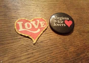 Pin Virginia is for lovers i naszywka serce. Vintage. Cena za komplet!