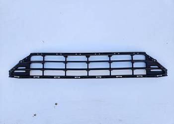 VOLVO XC60 II KRATKA ŚRODKOWA ZDERZAKA PRZÓD 31425175