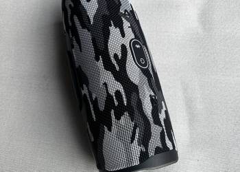 Głośnik Bluetooth JBL Charge 4 — Camouflage, stan dobry, drobna wada