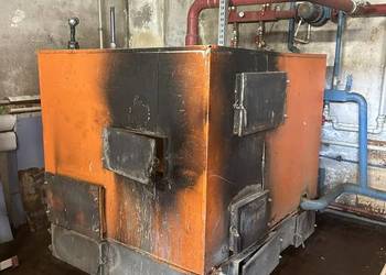 Piec kocioł 250 kW drewno zrębka trocina biomasa