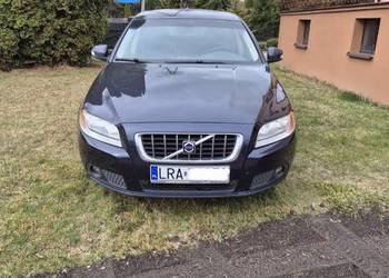 Volvo v70 2.0d skóra hak alufelgi 17 prywatnie