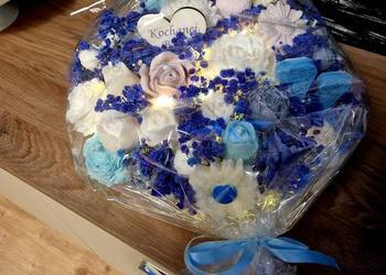 Podświetlany bukiet swiece sojowe idealny na każdą okazję