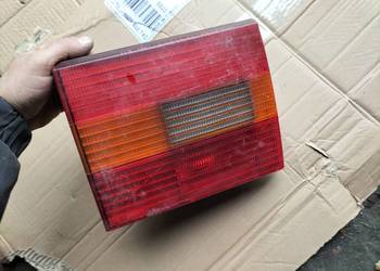 LAMPA TYŁ TYLNA LEWA  VW PASSAT B4 KLAPA