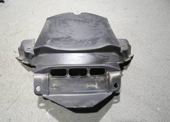SUZUKI BURGMAN 650 05 `wypełnienie licznika kokpit osłona owiewka panel