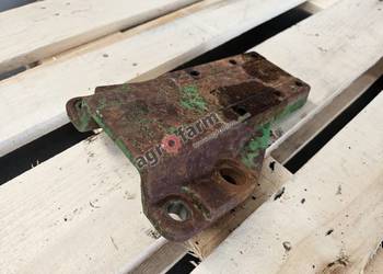 Uchwyt błotnika FWD John Deere 6220, 6120, 6420