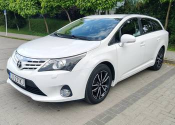 Toyota Avensis t27 benzyna Polski salon zadbana, doinwestowana