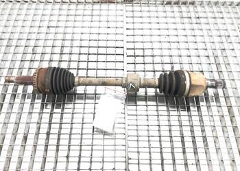 PÓŁOŚ LEWY PRZÓD HYUNDAI i30 1.6 128KM PRZEGUB