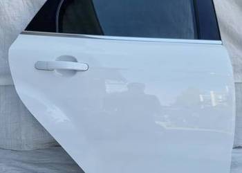 DRZWI PRAWE TYLNE TYŁ FORD FOCUS MK3 HB kompletne