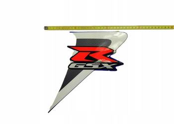 NAKLEJKA "GSXR" NA PRAWY BOCZEK SUZUKI GSXR750 06-07 ORYG 6868502H00DCC NAKLEJKA "GSXR" NA PRAWY BOCZEK SUZUKI GSXR750 06-07 ORYG 6868502H00DCC