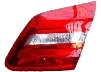 MERCEDES B-KLASA W246 Lampa LED tył prawa OE MERCEDES B-KLASA W246 Lampa LED tył prawa OE