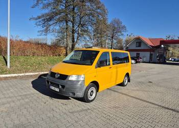 F-VAT 23%*Volkswagen Transporter T5*9 osób *SPRAWNA KLIMA*1 właściciel