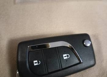 NOWY Kluczyk Pilot Toyota Hilux 2 przyciski 433MHz H Chip 8A 99070-0K840 -
