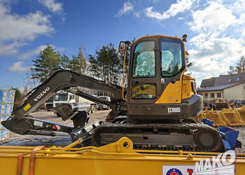 Volvo ECR88D / Obrót w obrysie Ramię offset Lemiesz Gumowe gąsienice ECR 88