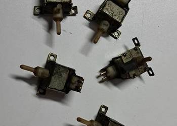 Zaworek podciśnienia Mercedes W123