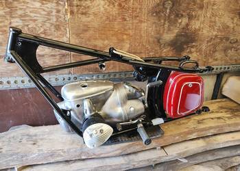 IFA MZ BK 350 Rama Bak Zbiornik Puszka