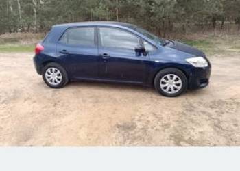 Toyota Auris 1  ,1.3 b