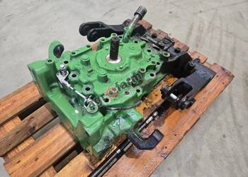 Obudowa WOM, podnośnik, John Deere 5125R, 5130R