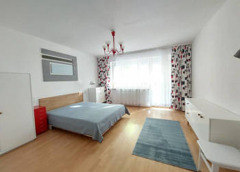 BEZPOŚREDNIO: 2-pokojowe, z dużą loggią, ciche, 5 min do metra i lasu