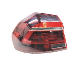 LAMPA TYŁ LEWA SEDAN USA 561945207B VW Volkswagen Passat VIII (2014-  ) B8