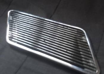 Kratka wlotu powietrza na tylny słupek -Fiat 125p 1300-oryginał PRL