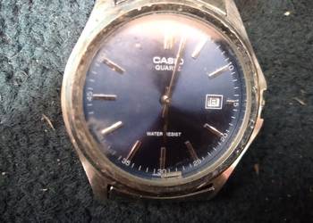 Zegarek CASIO QUARTZ WATER RESIST z metalowa bransoletką cena 100 zł m