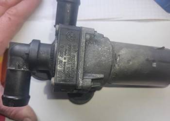 BMW E88 E90 E91 POMOCNICZA POMPA WODY WEBASTO