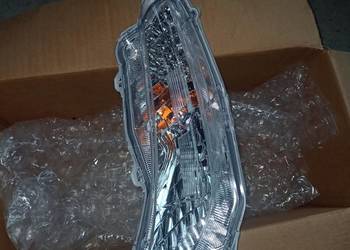 Lampa w zderzak  przód Toyota Camry 2015-2017 USA