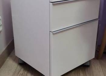Kontenerek IKEA Besta Burs na kółkach biały połysk