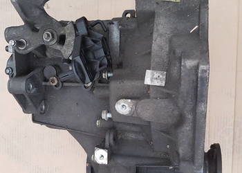 SKODA VW  SEAT 1.6 TDI SKRZYNIA BIEGOW KFK  26 TYS KM!!!!