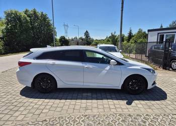 Hyundai I40 Lift 2016r 1.7D 141Km Serwis Bogato Wyposażony 2 Komplety Kół